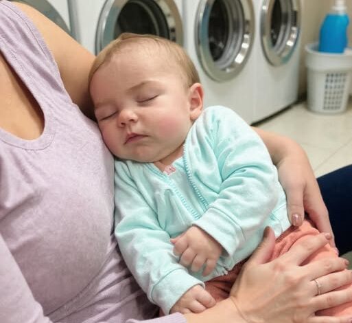 I Fell Asleep at the Laundromat with My Baby After a Night Shift – When I Woke Up and Opened the Washer, I Was Frozen in Place