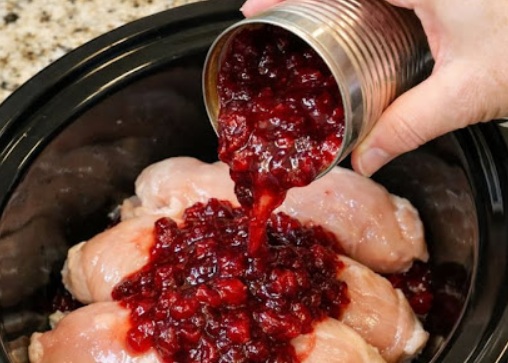 Slow Cooker Amish Cranberry Chicken
