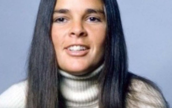 Ali MacGraw, Steve McQueen, and the Price of Love: The Career She Left Behind and the Life She Rebuilt