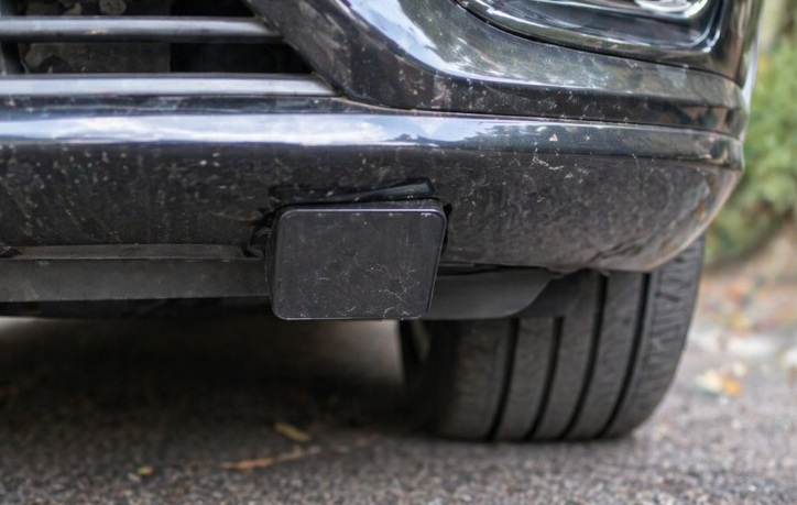 The Strange Object Under the Car: When a Small Discovery Sparks Big Questions